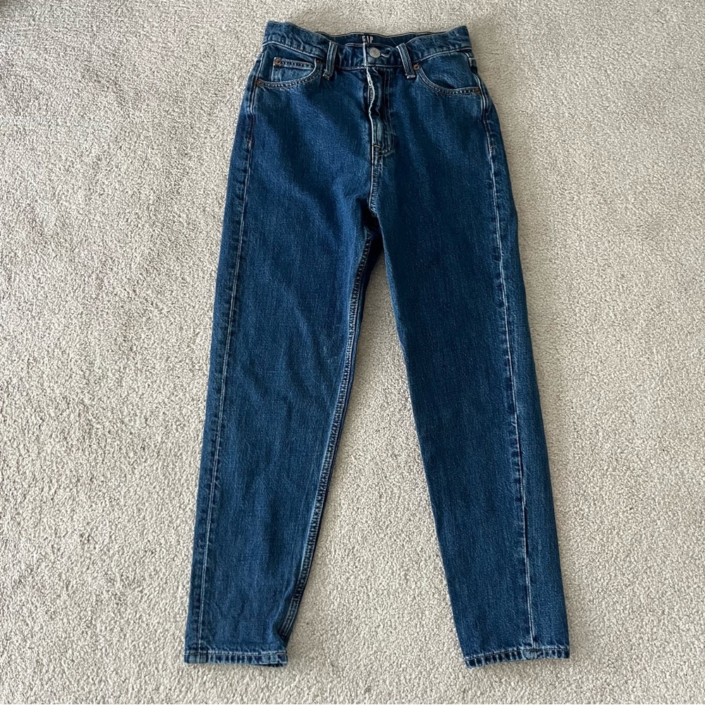 Women’s Gap High-Waisted Blue Mom‎ Jeans